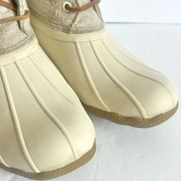Sperry Cream and Tan Winter Boots - Picture 12 of 12